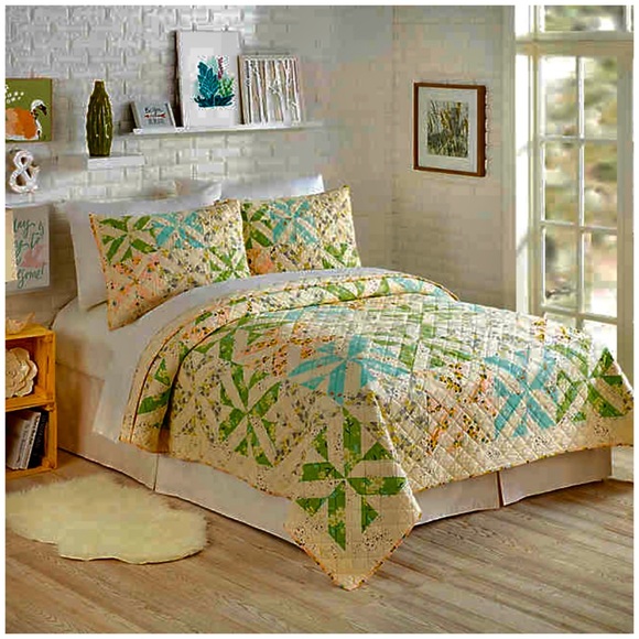 Other - Quilt king size